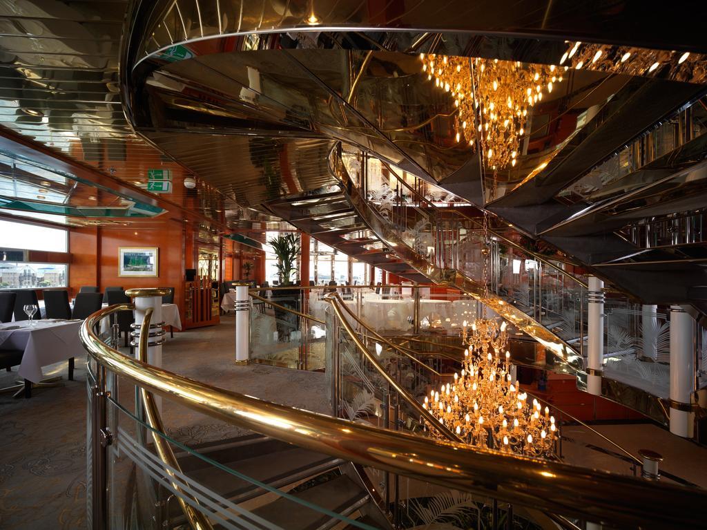 Sunborn London Yacht Hotel Londres Exterior foto