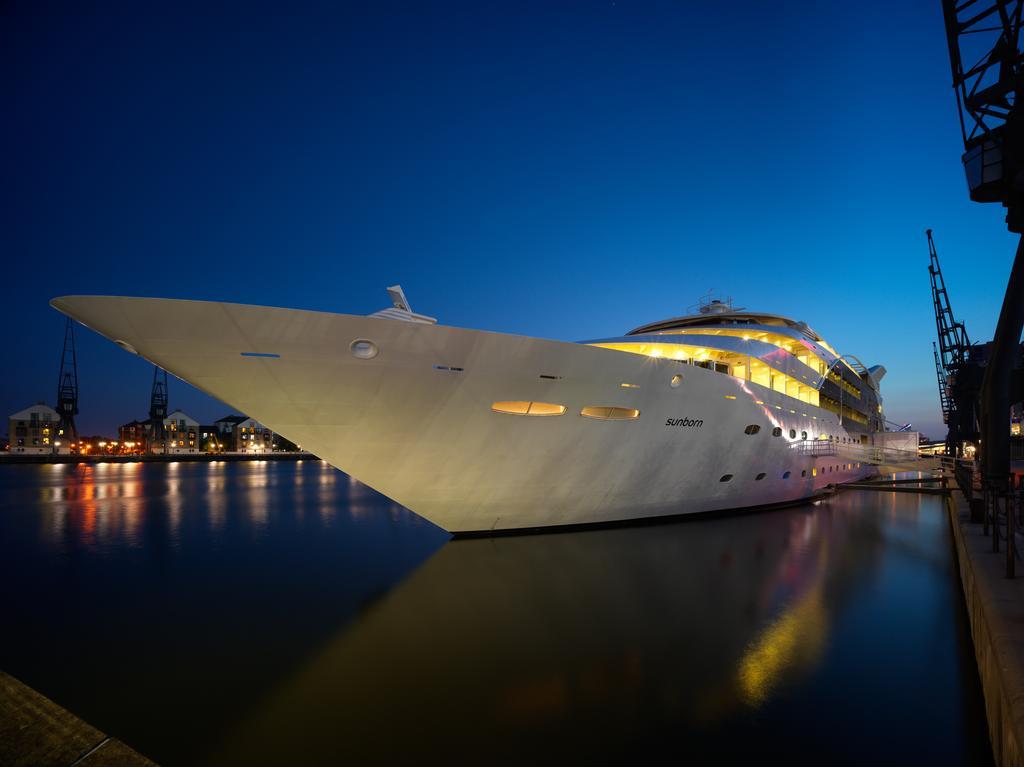 Sunborn London Yacht Hotel Londres Exterior foto